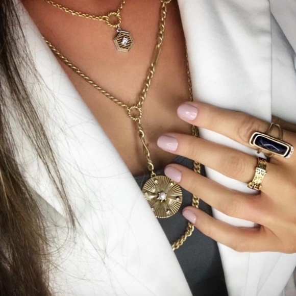 Chloe + Isabel Heritage Collection - Picture 1 of 5